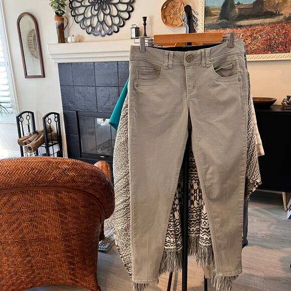 Democracy Jeans Womens Size 4 Gray Ab Technology Denim Cotton Blend Neutral - Picture 16 of 16